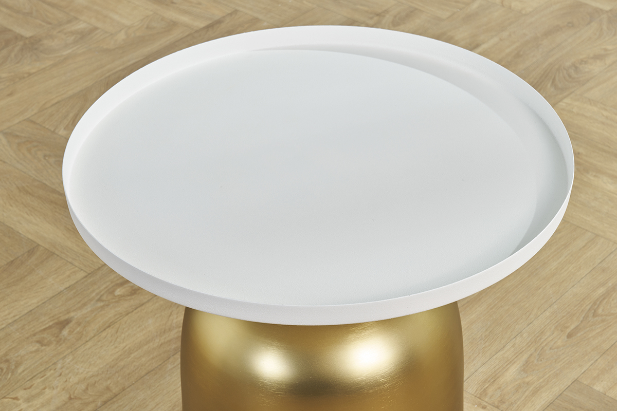 Mesa auxiliar de diseo redondo de metal dorado con tablero blanco mate RAMSES