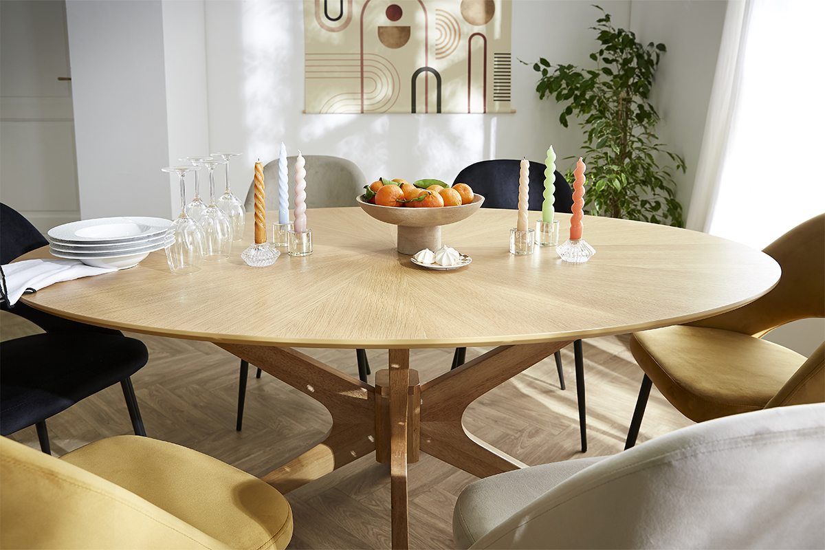 Mesa de comedor ovalada de diseo en roble 160cm DIELLI