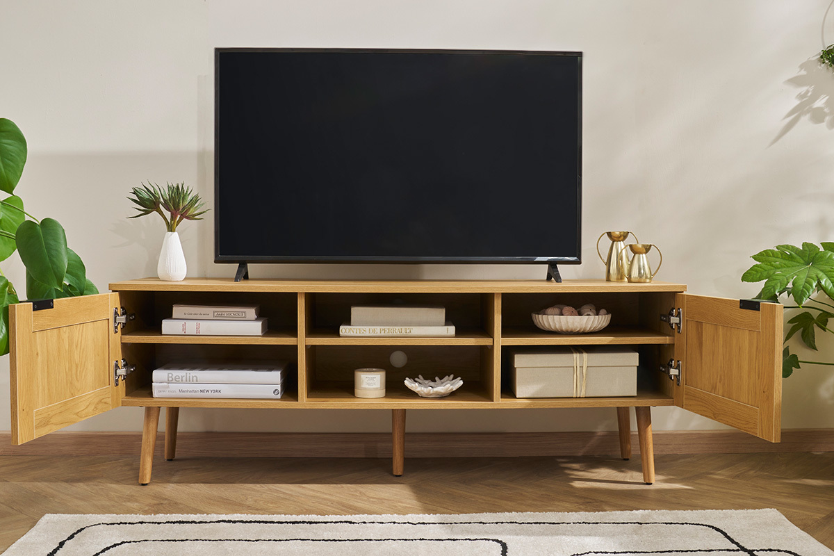 Mueble TV de madera clara, mimbre y metal negro con 2 puertas 140 cm MANILLE