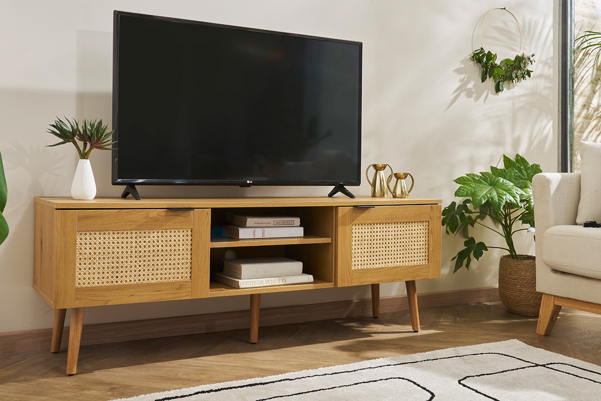 Mueble TV de madera clara, mimbre y metal negro con 2 puertas 140 cm MANILLE