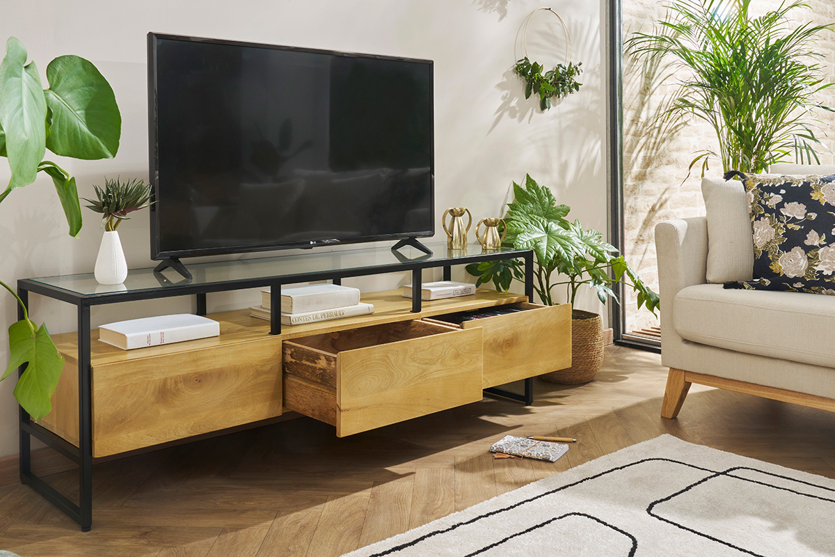 Mueble TV rectangular con almacenaje de madera maciza de mango, cristal y metal negro 150 cm DIYA