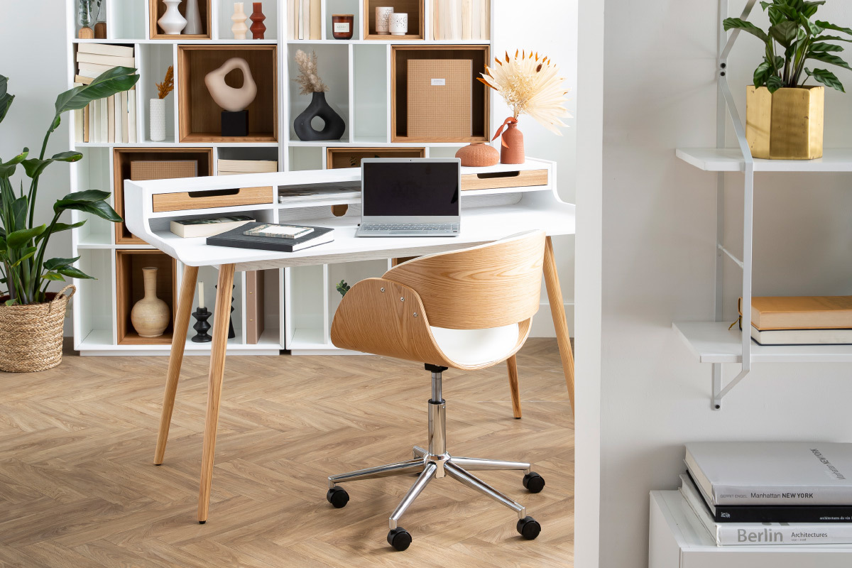 Silla de escritorio blanco y madera clara con ruedas BENT